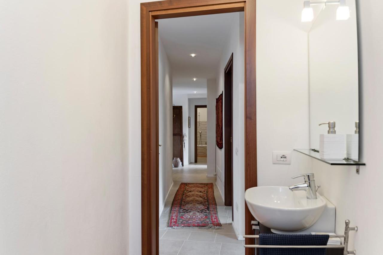 Como Lake Cosy Flat With Garden And Parking Apartman Cernobbio Kültér fotó